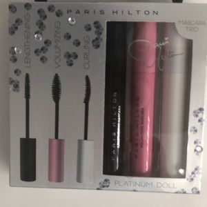 COPY - Paris Hilton mascara